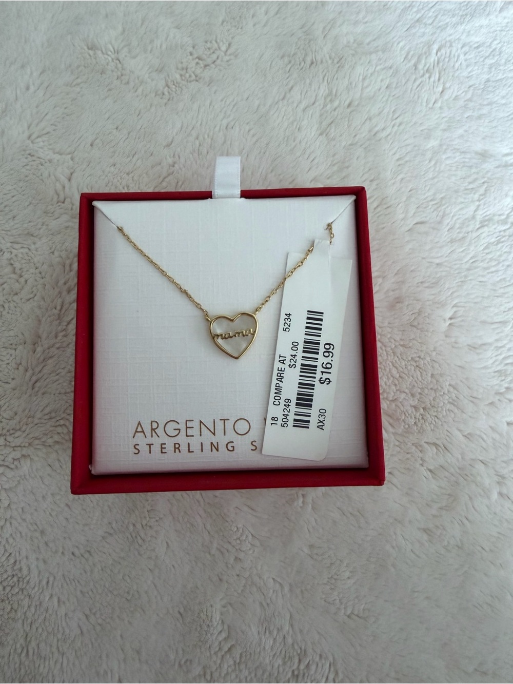 T.J.Maxx Gold 'mama' Heart Pendant Necklace